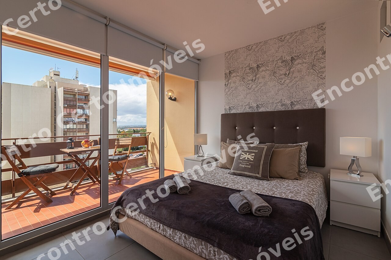 Apartamento de 3 quartos com varanda gourmet na Savassi