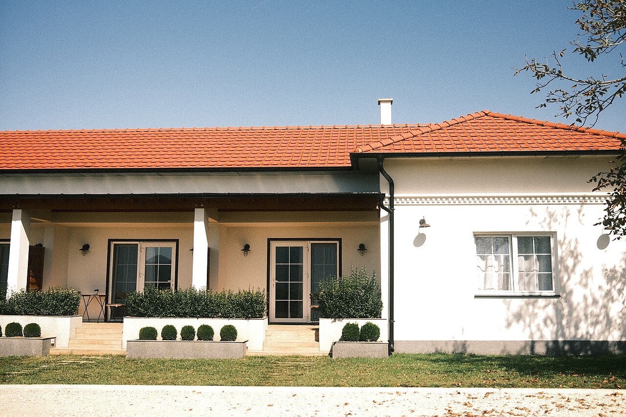 Casa térrea com quintal e churrasqueira na Pampulha