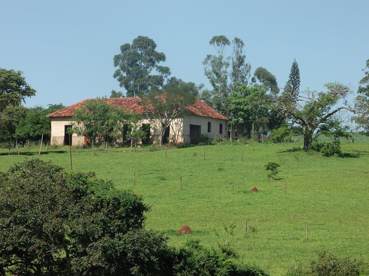Terreno plano de 1.000 m² no Vale dos Cristais
